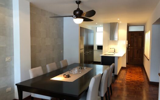 Apartamento reformado y amueblado en Rohrmoser