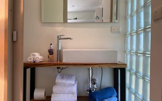 Casa de Lirios, cabaña equipada en Chachagua, Arenal